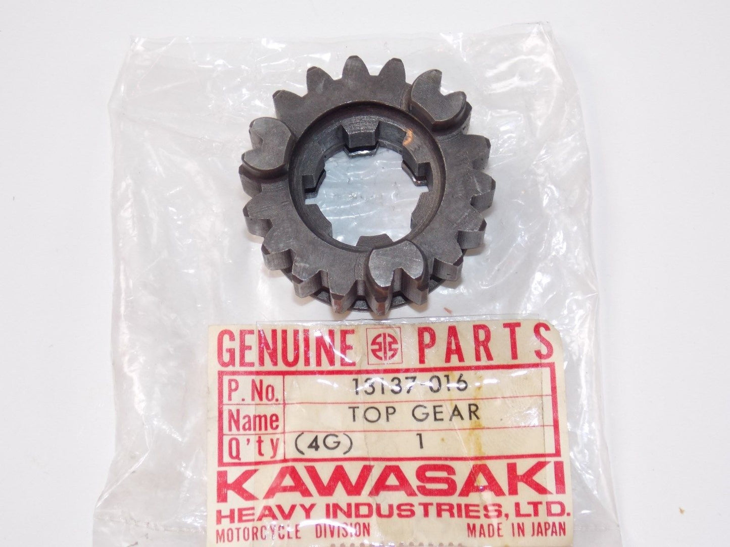 NOS KAWASAKI 1971 1972 1973 1974 1975 TOP GEAR OUTPUT F6 F7 13137-016 - MotoRaider