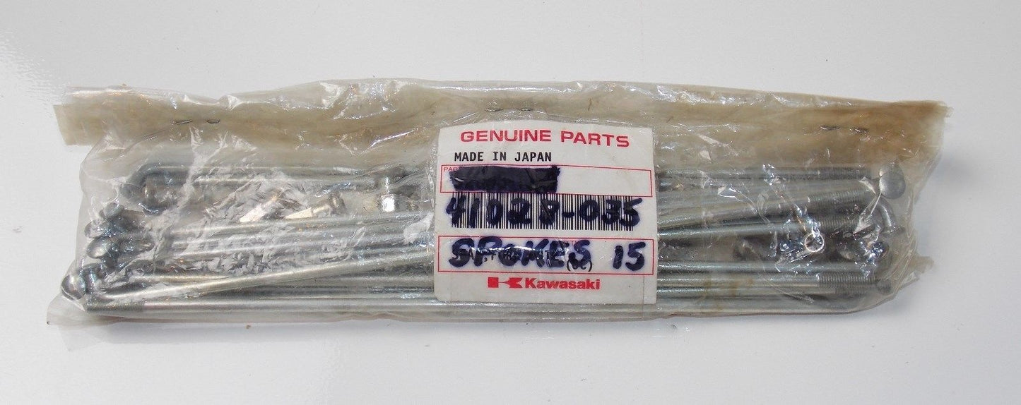 15 SPOKES 15 NIPPLES REAR OUTER WHEEL KAWASAKI 1970 1971 1972 F5/8 41028-035 - MotoRaider