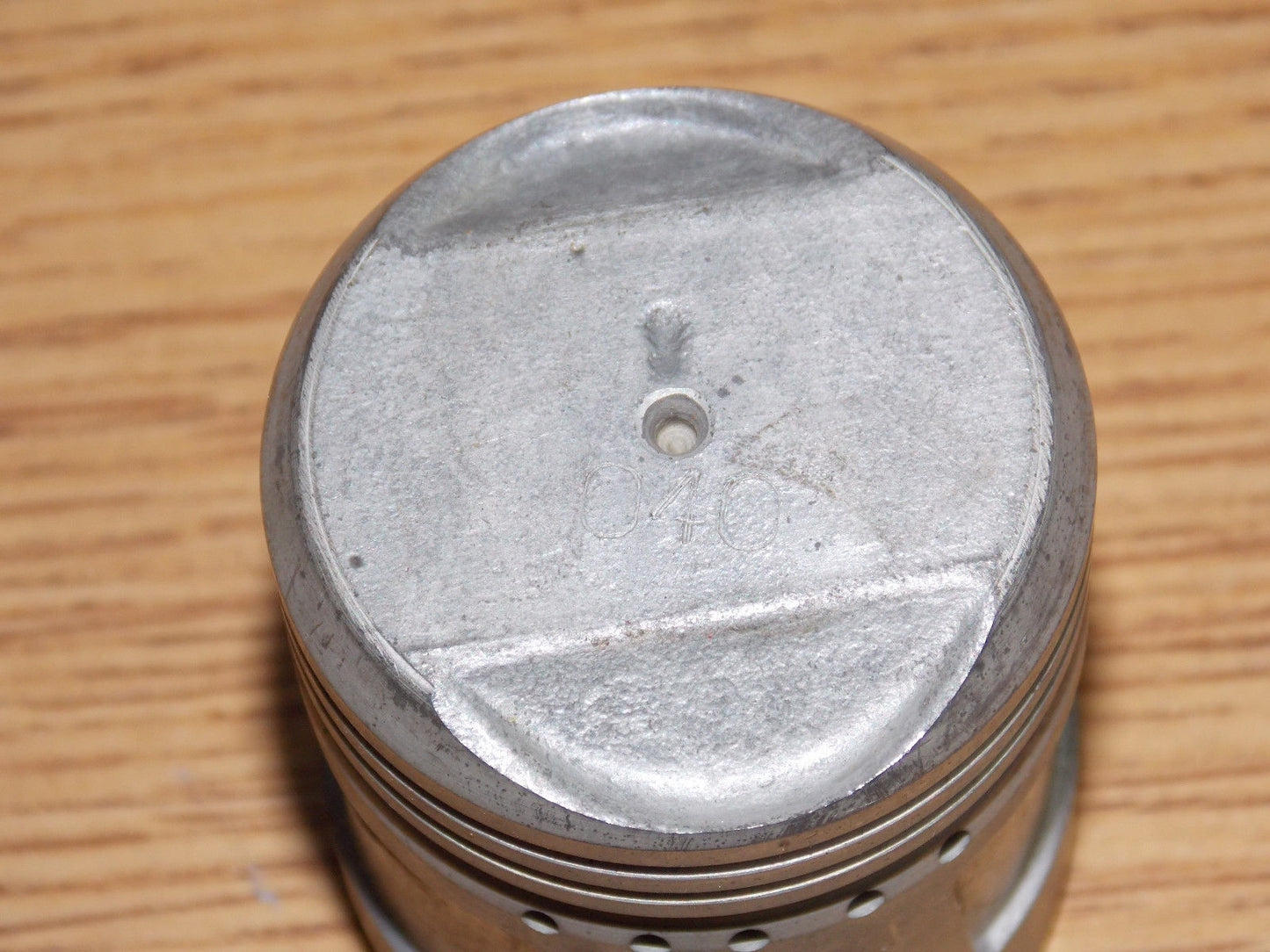 NOS SAKURA 50cc PISTON + PIN + RINGS + CLIP 0.40mm OVERSIZE YAMAHA MOPED SCOOTER - MotoRaider