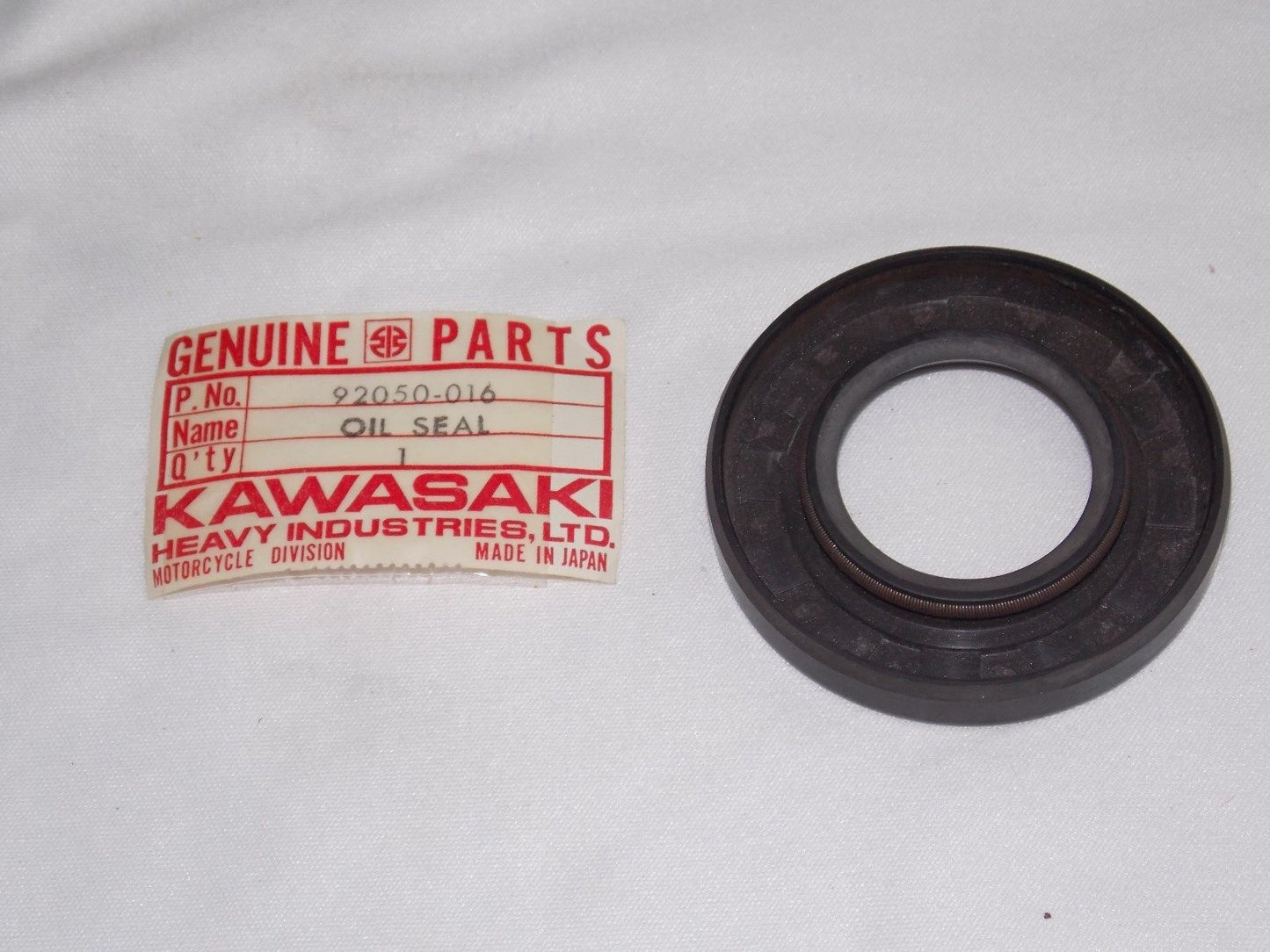 NOS KAWASAKI 1966-1971 OIL SEAL A1 A7 92050-016 - MotoRaider