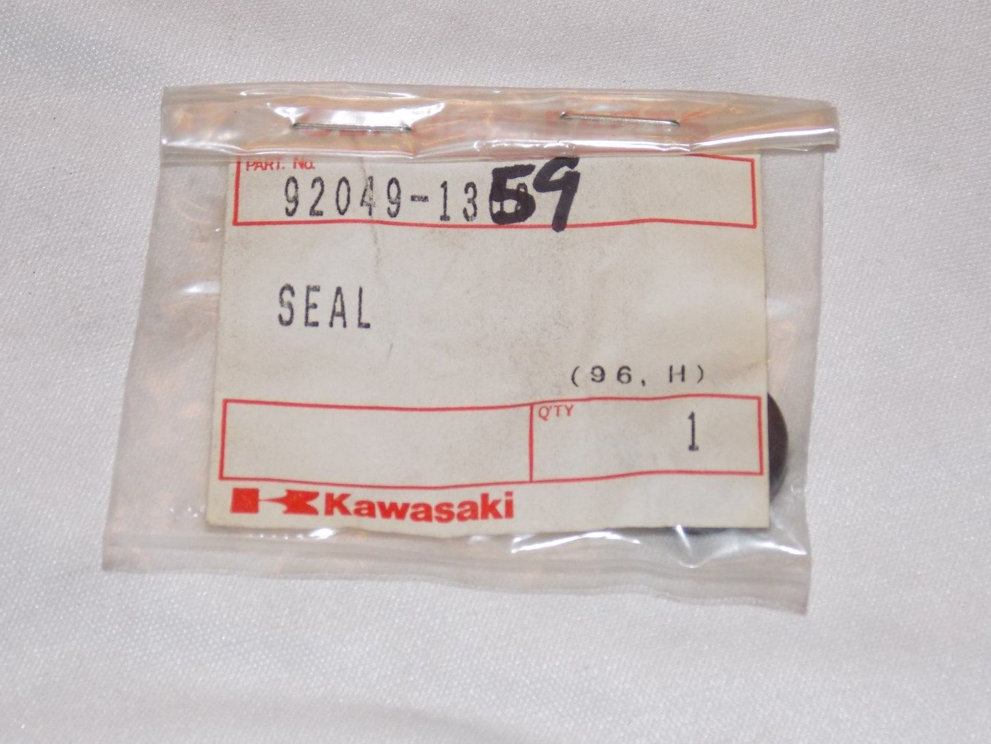 NOS KAWASAKI 1991-2015 OIL SEAL KDX200 KDX250 KX125 KX250 KX65 92049-1359 - MotoRaider