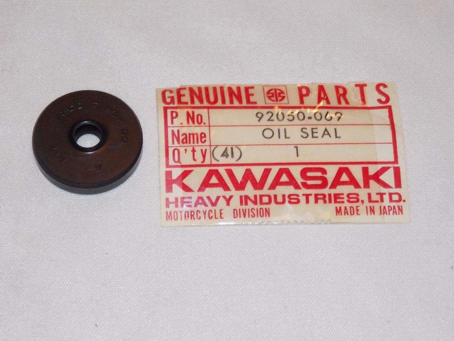 NOS KAWASAKI 1969-2004 PUSH ROD OIL SEAL KD100 KE100 KM100 KH100/125 92050-069 - MotoRaider
