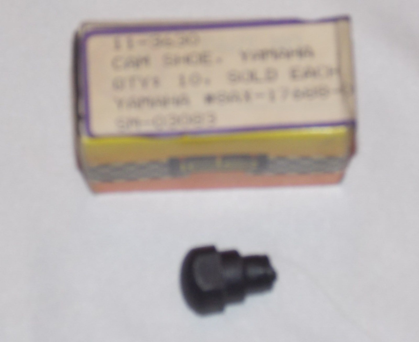 NOS YAMAHA 1994 SHOE RAMP VX750 8AX-17688-01 - MotoRaider