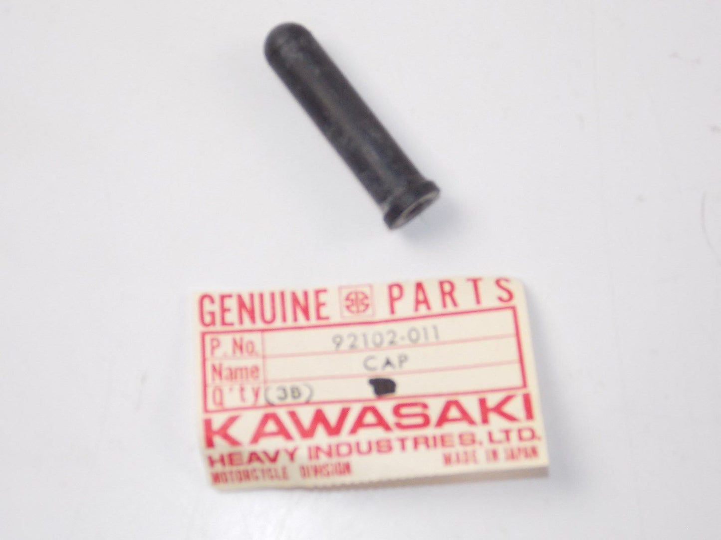 NOS OEM KAWASAKI 1973 1974 1975 RUBBER SLIP ON LEVER CAP PAD Z1 KZ900 92102-011 - MotoRaider