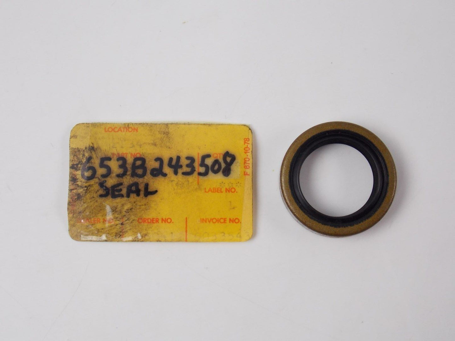 NOS OEM KAWASAKI 1971-1980 OIL SEAL MT1 KV75 653B243508 - MotoRaider