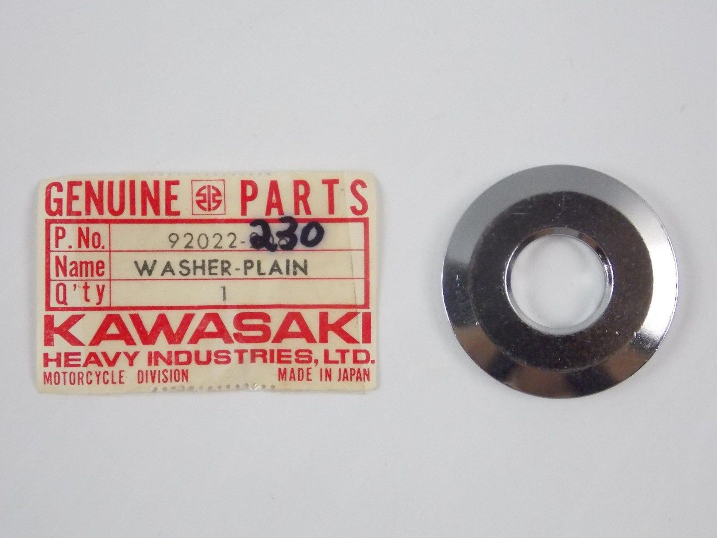 NOS OEM KAWASAKI 1973-1995 STEERING STEM HEAD WASHER Z1 H1/2 KZ1000 92022-230 - MotoRaider