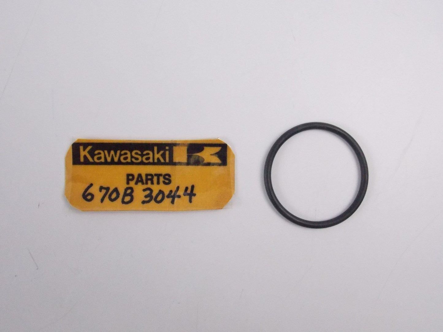 NOS OEM KAWASAKI O RING 4MM JS400 JS440 670B3044 - MotoRaider