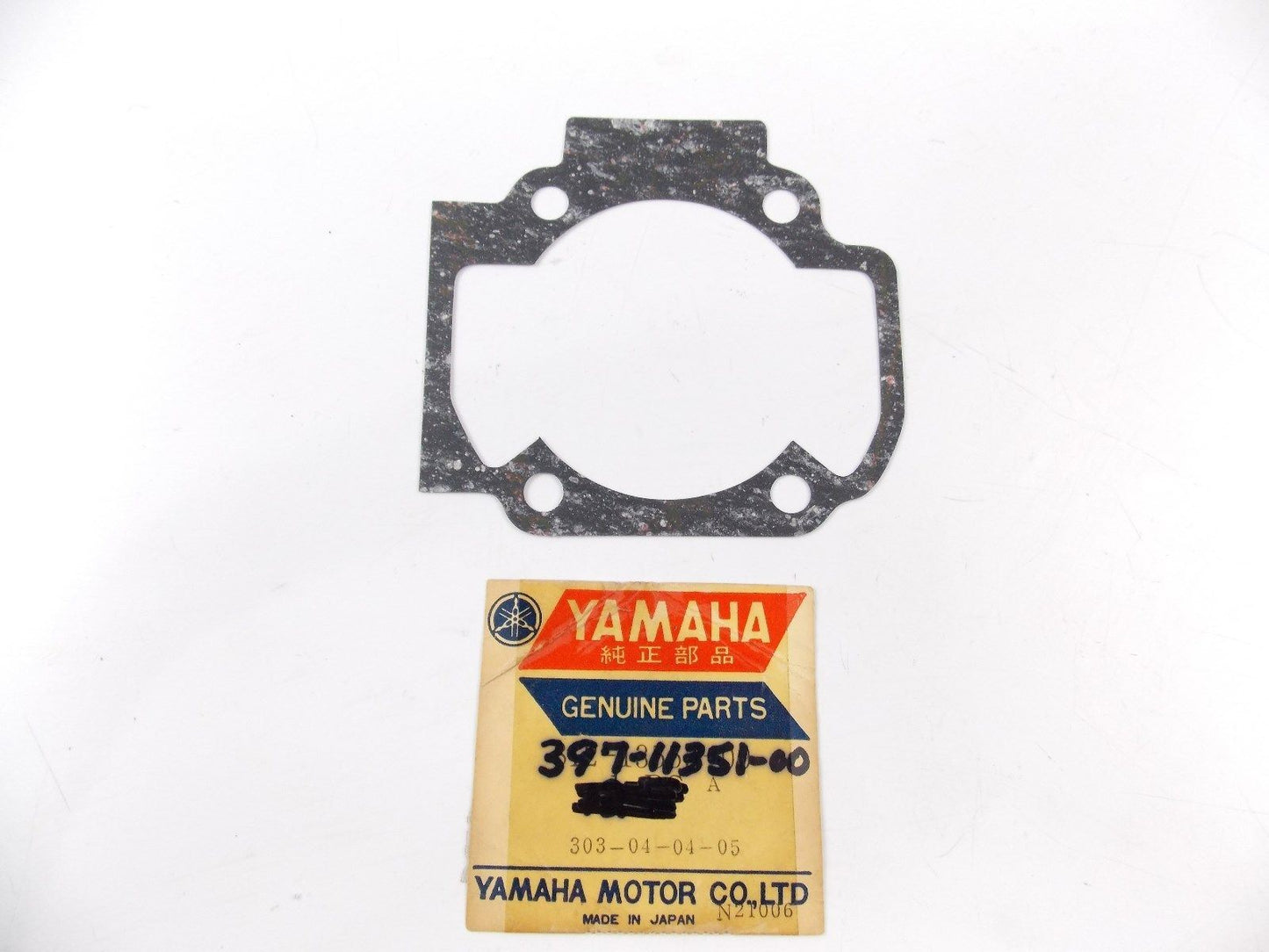 NOS OEM 1974 1975 1976 YAMAHA CYLINDER GASKET RD200 397-11351-00 - MotoRaider