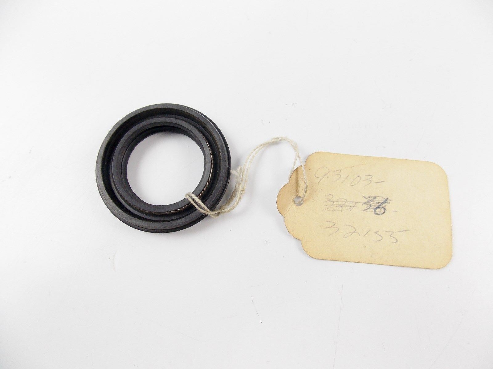 NOS OEM 1984-2006  YAMAHA SW TYPE OIL SEAL  PZ480/500 VT480/500  93103-32155 - MotoRaider