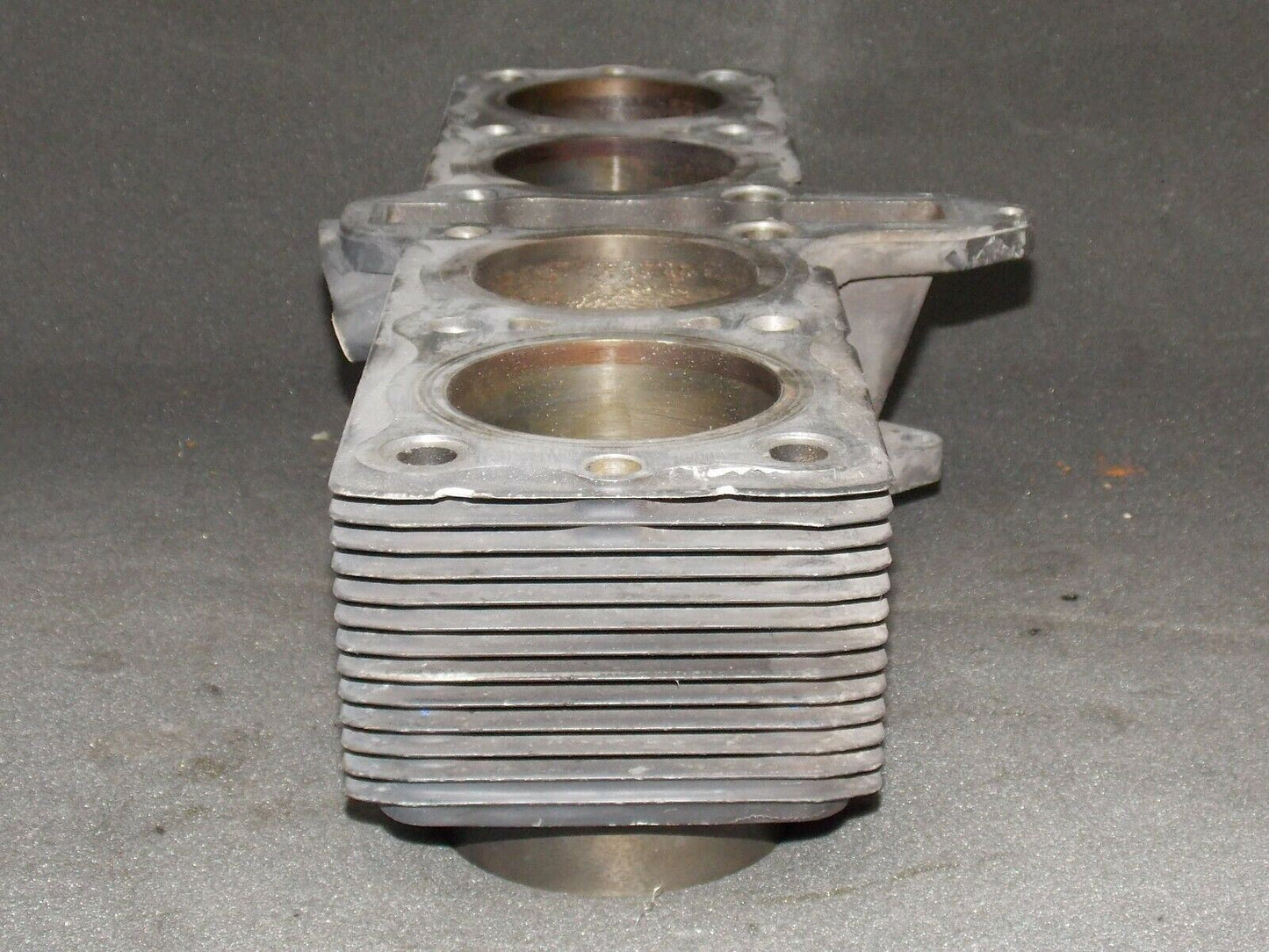 1986 SUZUKI GSX-R 750 ENGINE MOTOR CYLINDER TOP END R705-135306 - MotoRaider