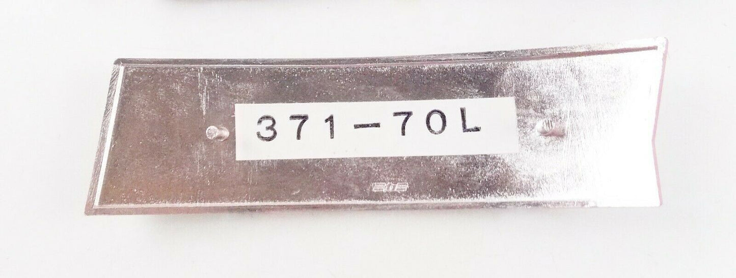 NOS OEM YAMAHA 1973 1974 TX500 1975 XS500 RED WHITE LH TANK EMBLEM 371-24161-70 - MotoRaider