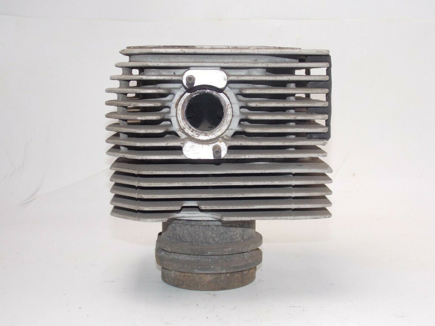 1980's MOTO GUZZI RIGHT CYLINDER+HEAD V35 BORE 65.50mm MOTOR ENGINE BARREL TOP - MotoRaider