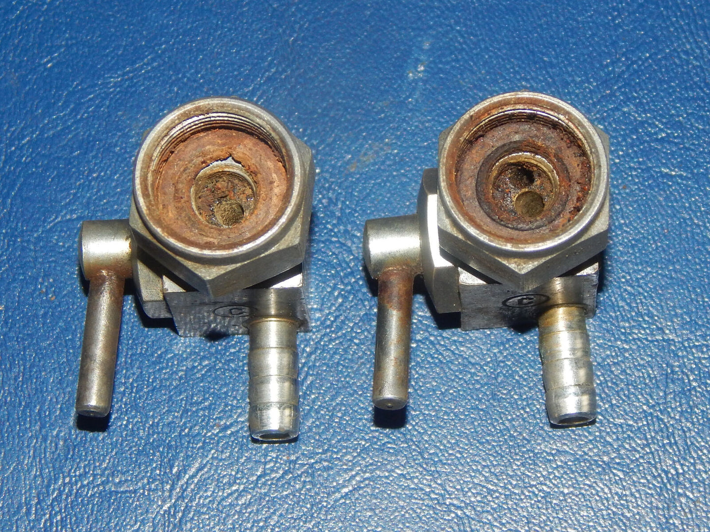 1pr 1970's KTM PENTON 125 175 250 400 ORLANDI R2090/1 PETCOCK FUEL VALVE - MotoRaider