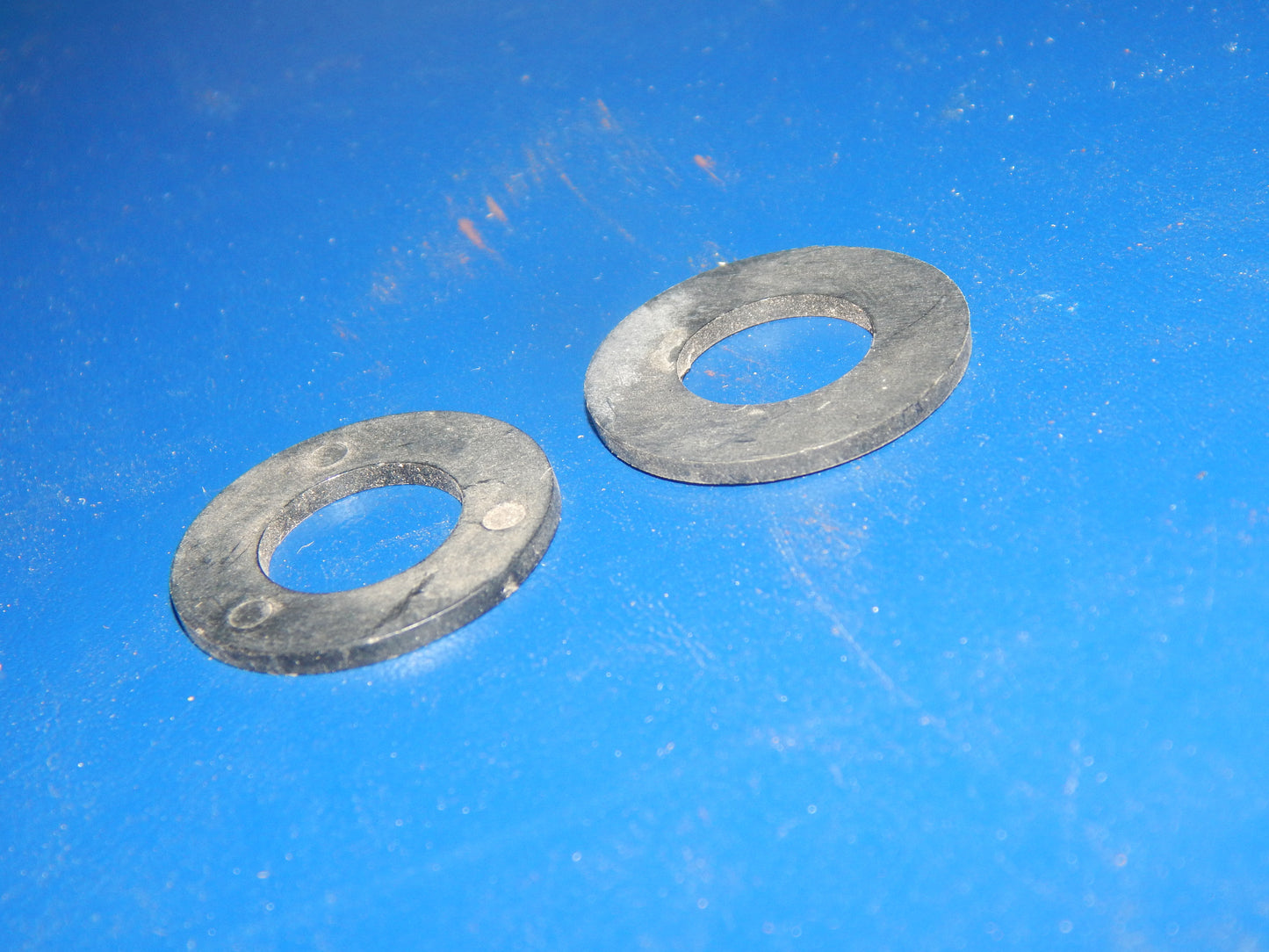 1pr NOS 1960-70's PENTON KTM 100 125 SWING ARM NYLON WASHER CHASSIS FRAME - MotoRaider