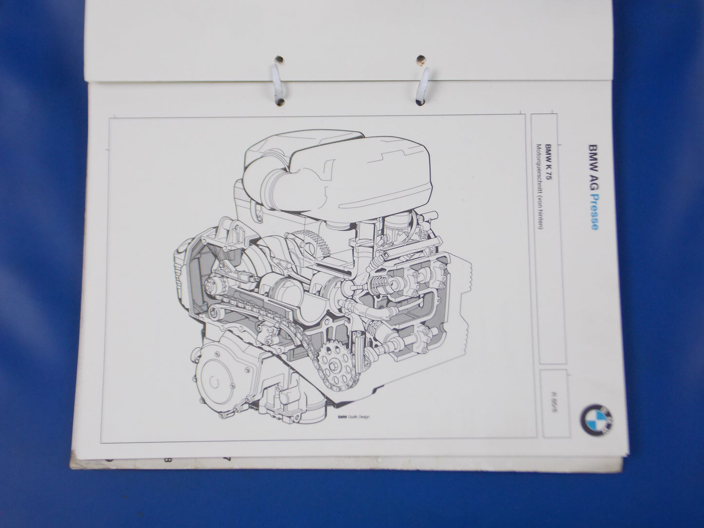 BMW 1986 K75 K100 R65 R80 DEALER SALES PERSON TECHNICAL INFORMATION BOOK ITALIAN - MotoRaider