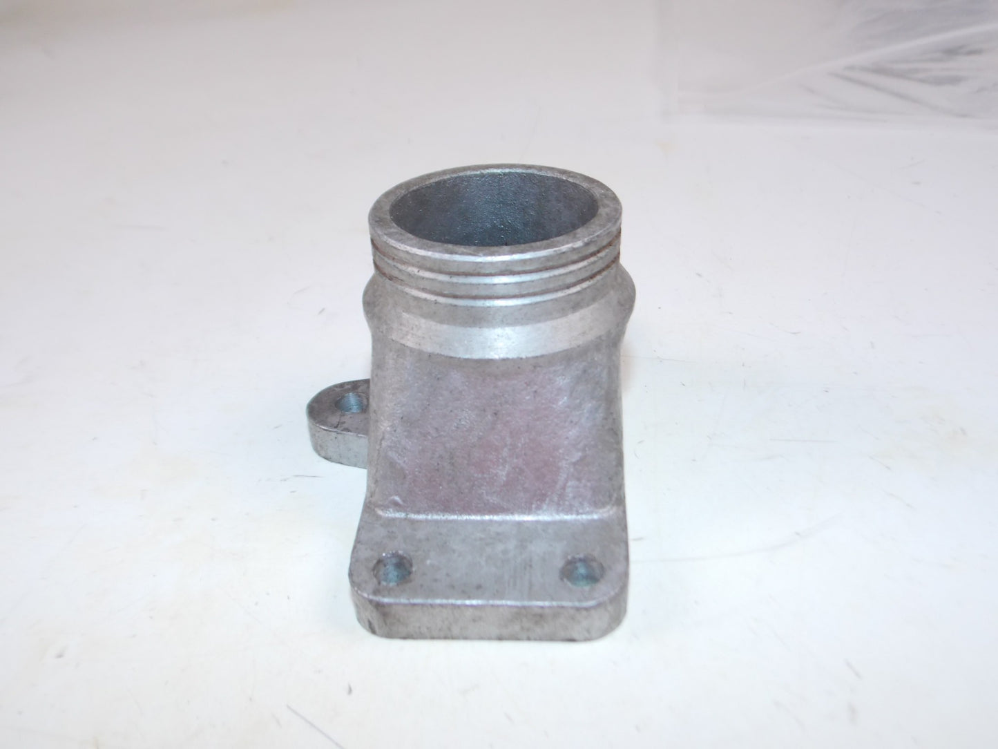 BETA MOTOR ENGINE CARBURETOR INTAKE MANIFOLD MOUNT OD=44mm BOLT PATTERN 90x30mm - MotoRaider
