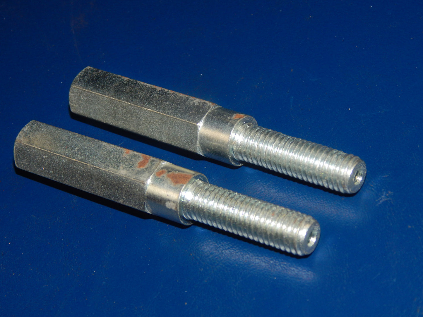 1pr 1970's PENTON KTM 100 125 STEEL TANK SPEEDO DASHBOARD MOUNT BOLTS 1-12.000 - MotoRaider