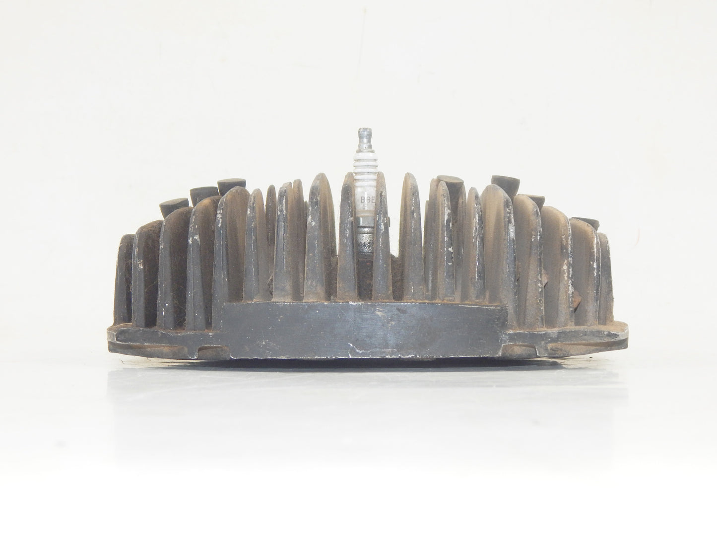 1970'S HUSQVARNA ENGINE MOTOR CYLINDER HEAD APPROX BORE 80MM - MotoRaider