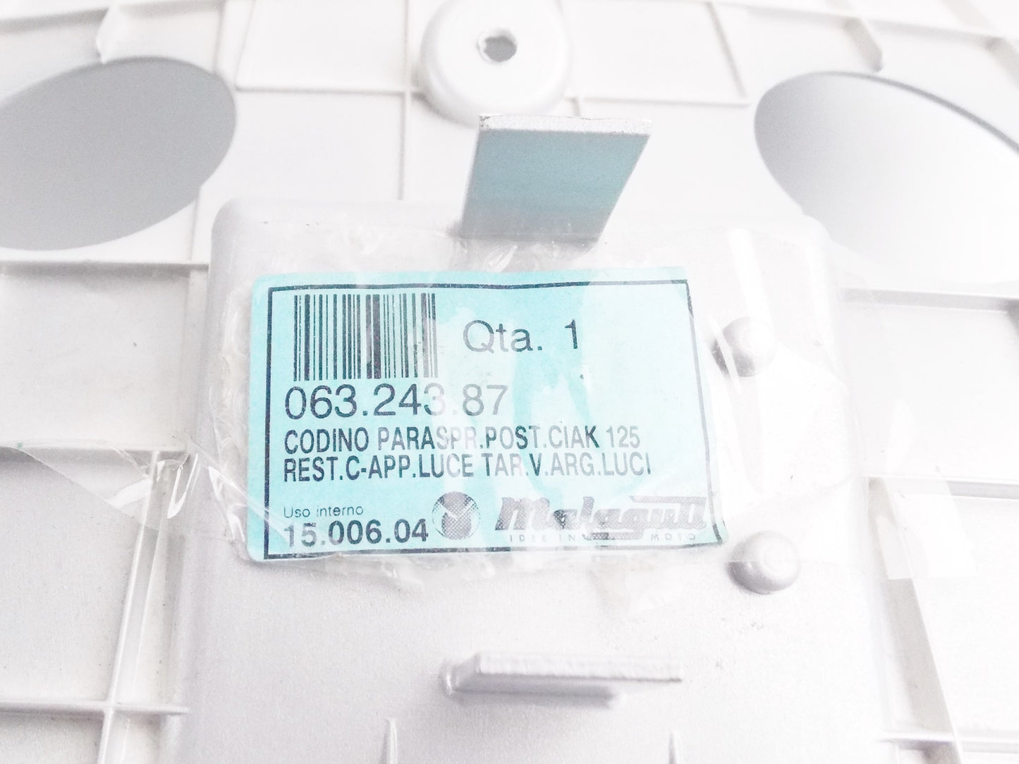 OEM MALAGUTI CIAK 125 REAR FENDER MUDGUARD SILVER GREY 063.243.87 | 06324387 - MotoRaider