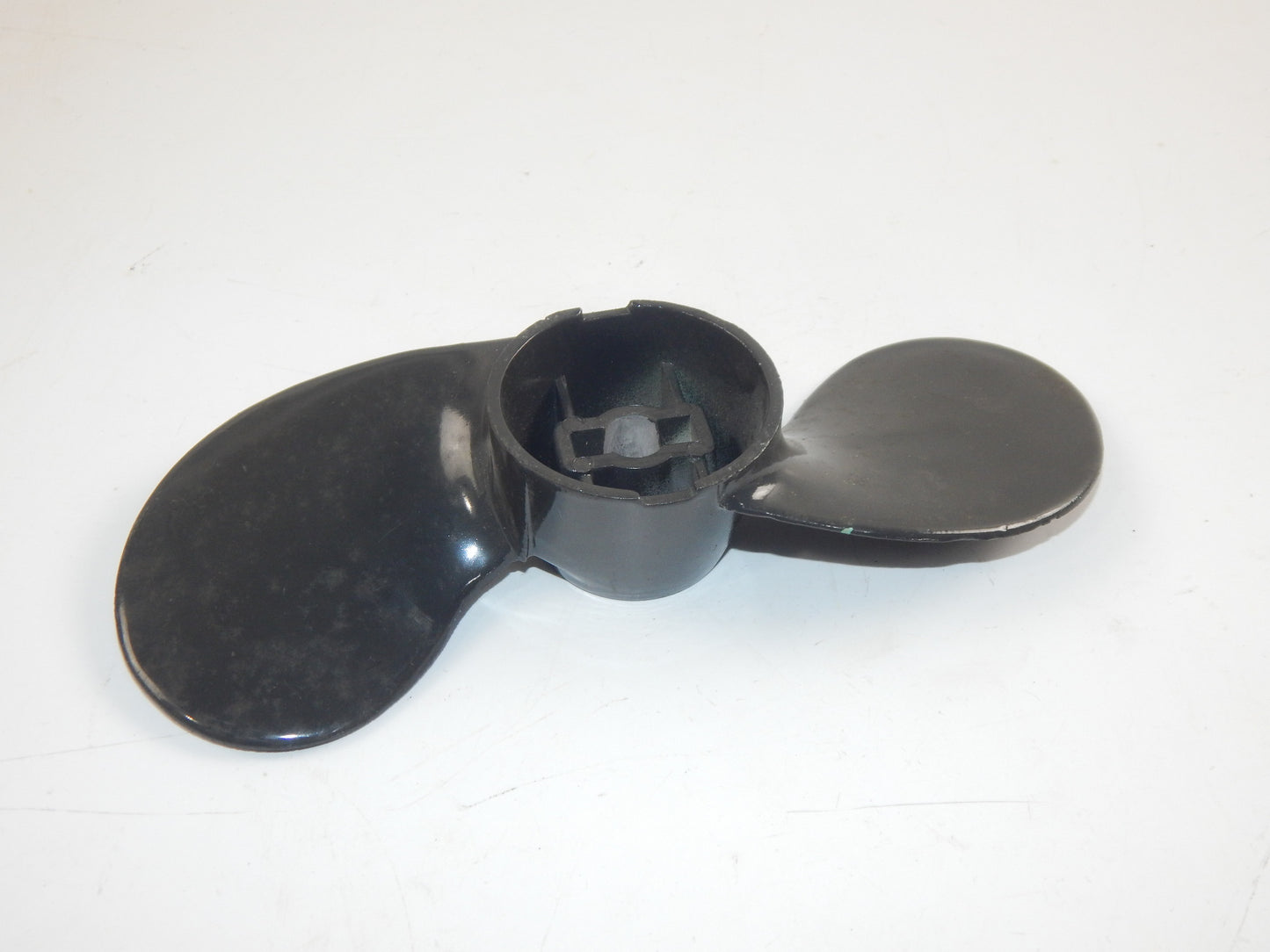 VINTAGE ALLOY PROPELLER 2 BLADE BOAT MOTOR W=8" HOLE D=12 mm DUCATI EVINRUDE - MotoRaider