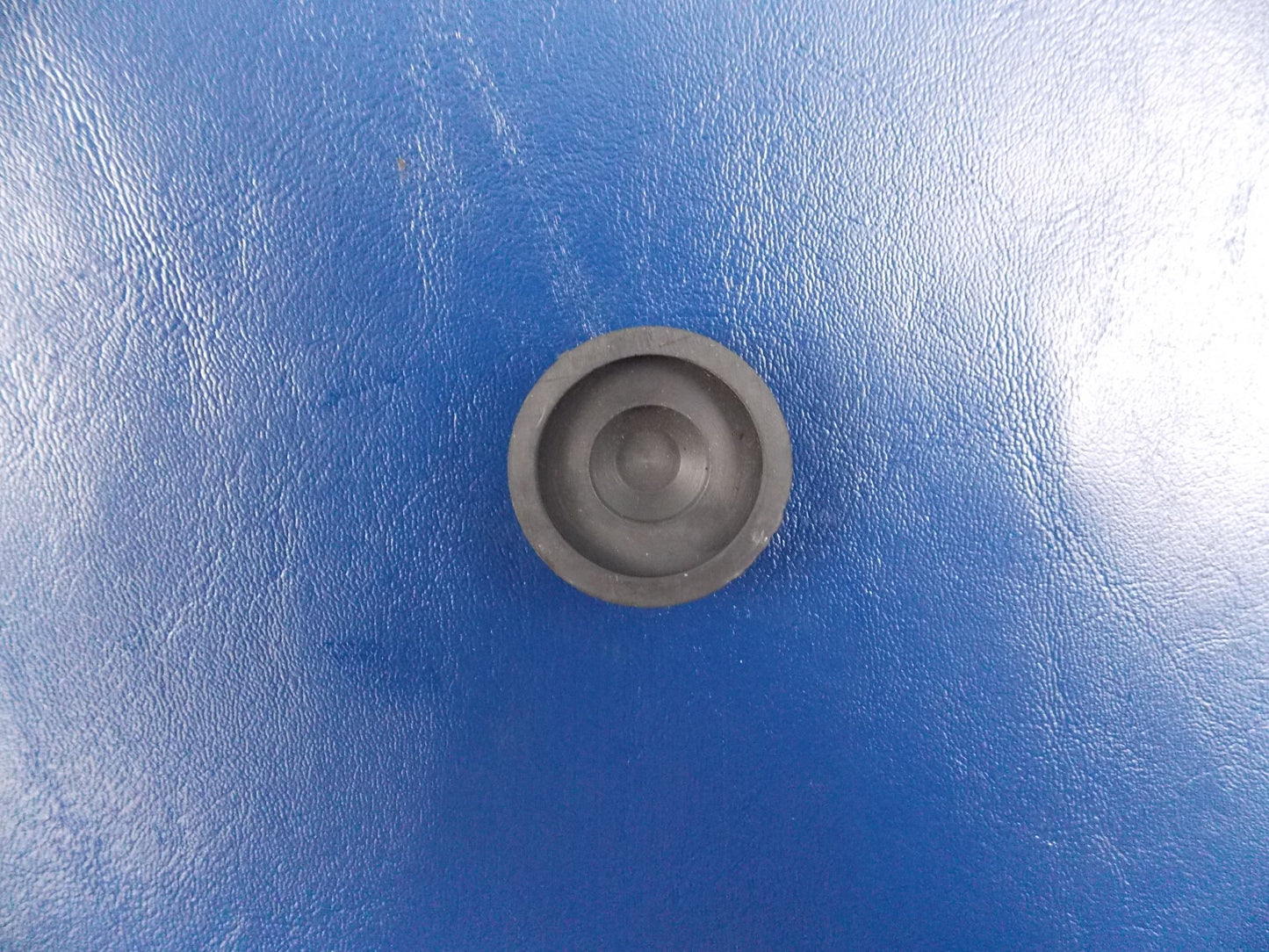 NOS OEM 2000-2005 HONDA NES125 HANDLE COVER CAP B 08R80-KGF-A0008 - MotoRaider