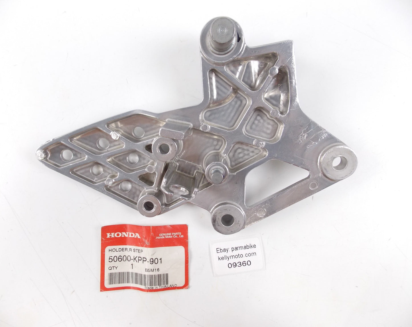 NOS OEM HONDA 2004-2010 CBR125 RIGHT FOOTREST HOLDER MOUNT PLATE 50600-KPP-901 - MotoRaider