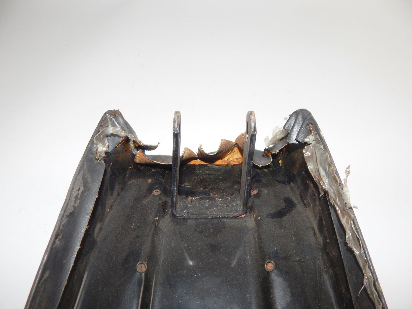 1968 PERIPOLI GIULIETTA AMERICA JUNIOR 50 SADDLE FOAM SEAT L=14" W=7" VINTAGE - MotoRaider