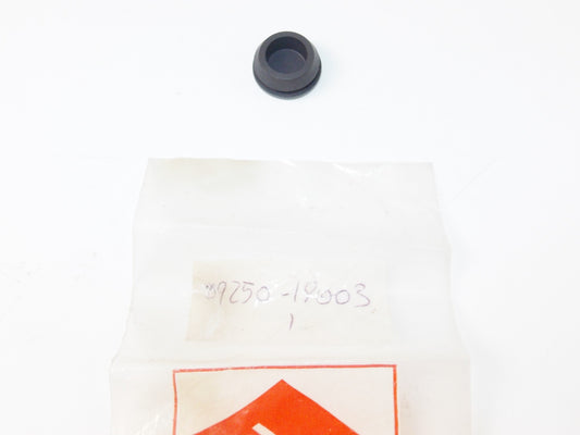 NOS OEM 1984 1987-98 SUZUKI GS1150 LT-F250/F4WD LT-4WD CAP  09250-18003 - MotoRaider