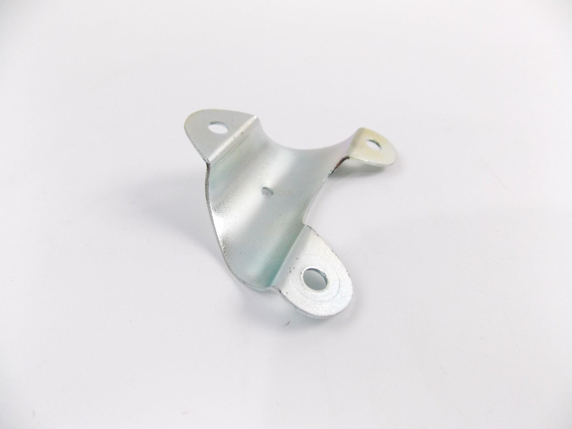 NOS OEM SUZUKI 1982-1983 GS300 / GS450 / GS750 HANDLEBAR BRACKET 56175-39001 - MotoRaider