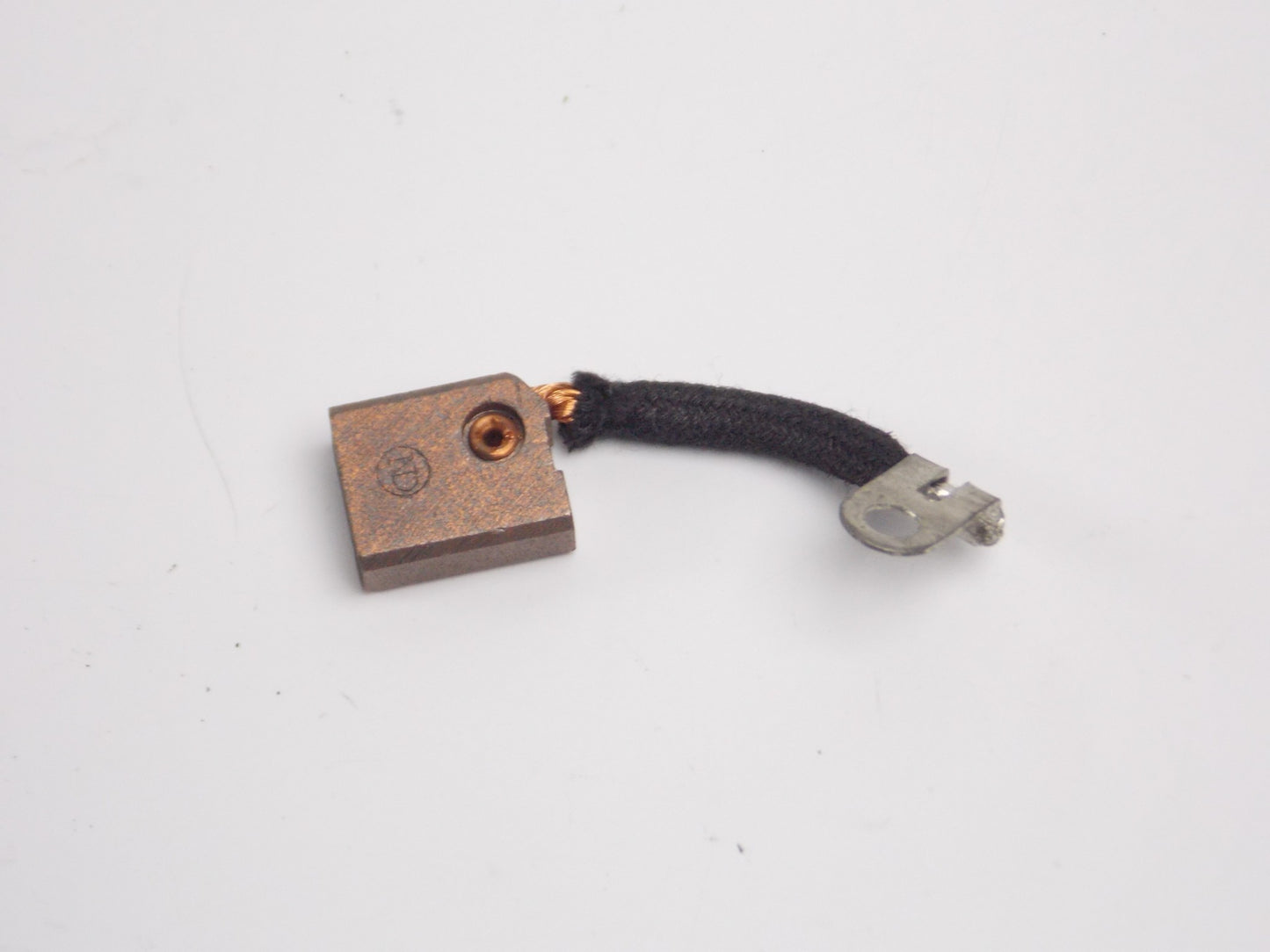 NIPPON DENSO ALTERNATOR STARTER BRUSH 14x7x17mm LAVERDA YAMAHA HONDA CAGIVA - MotoRaider