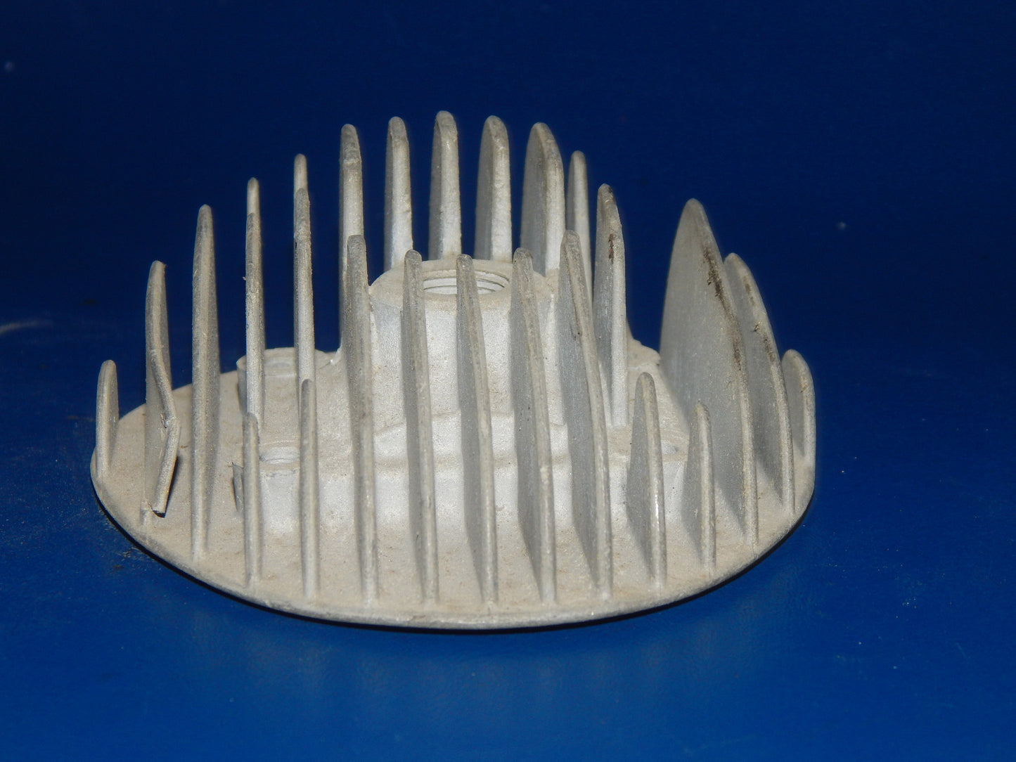 VINTAGE BENELLI 50cc CYLINDER HEAD G-7005 MOTORCYCLE MOPED ENGINE MOTOR ITALY - MotoRaider