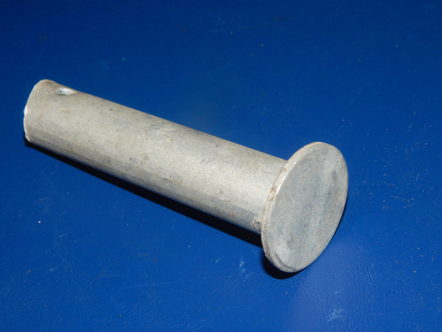 VINTAGE MOTORCYCLE MOPED FRAME CHASSIS R or L FOOT PEG L=100mm D=20mm - MotoRaider