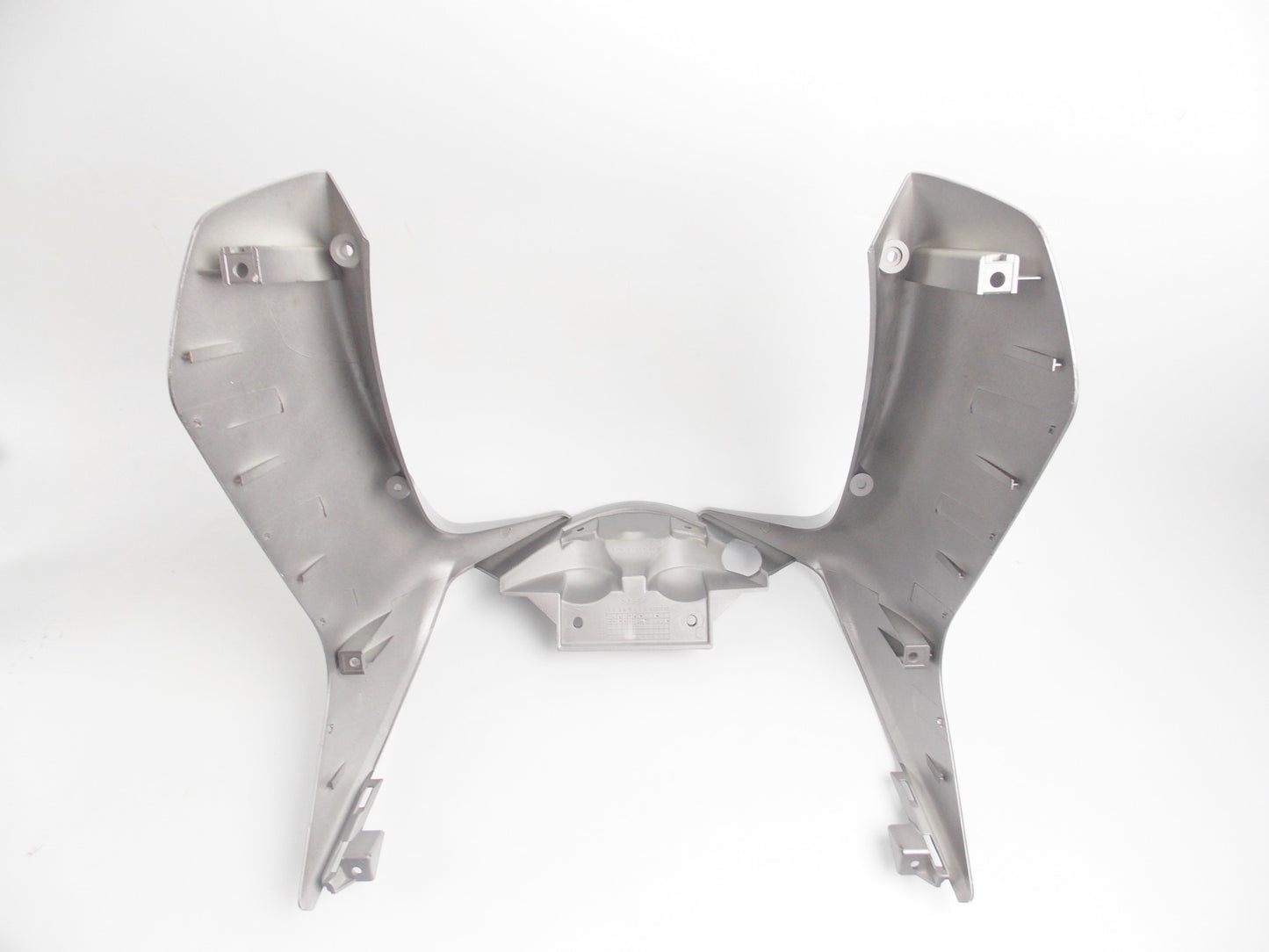OEM YAMAHA 2007-2009 CS502 FRONT PAIRING FENDER MOLD SILVER 5RW-F1519-00 - MotoRaider