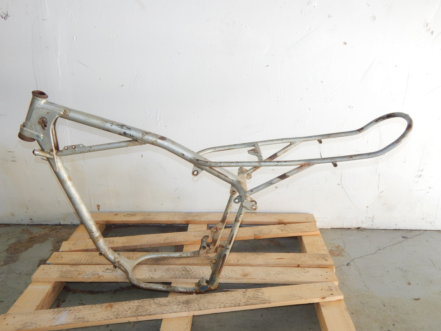 HUSQVARNA 1977 CR-125 250 390 GP-125 WR-250 360 AE-360 FRAME CHASSIS VINTAGE - MotoRaider