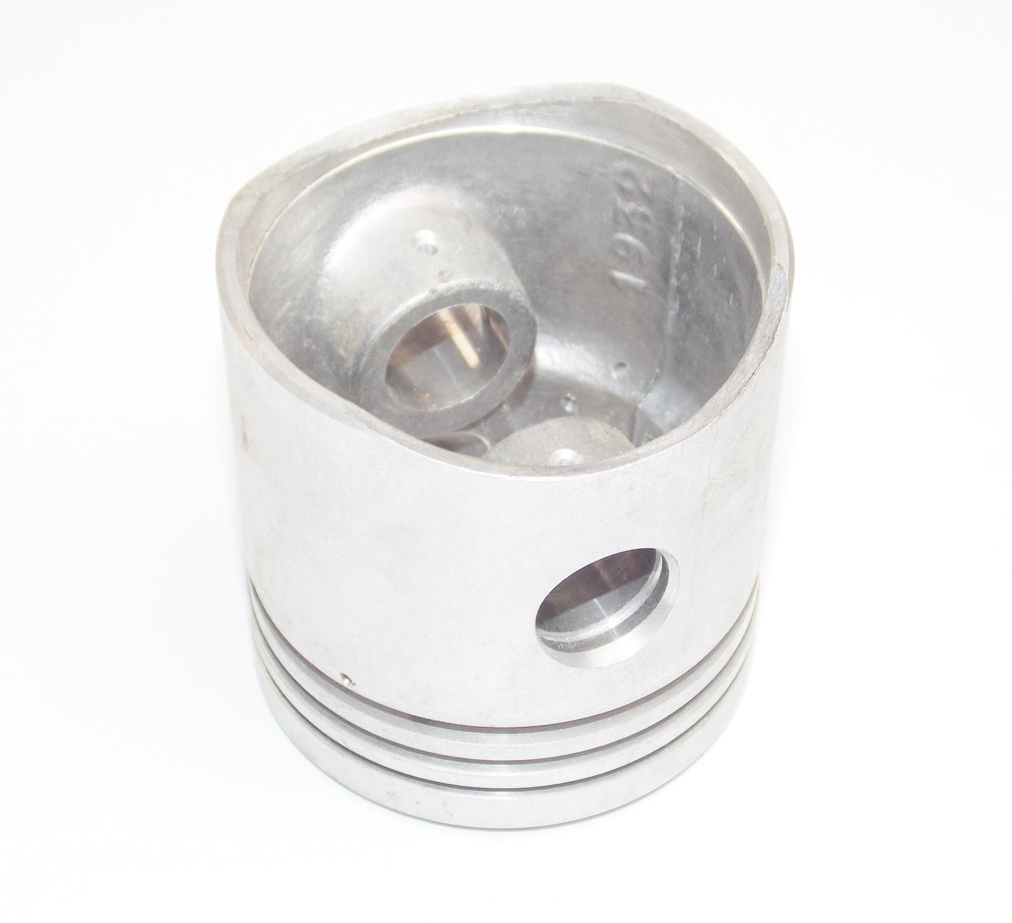 ASSO WERKE GILERA 3246 PISTON + RING + PIN + CLIPS SET DIAMETER 58 mm 17-8-2-10 - MotoRaider