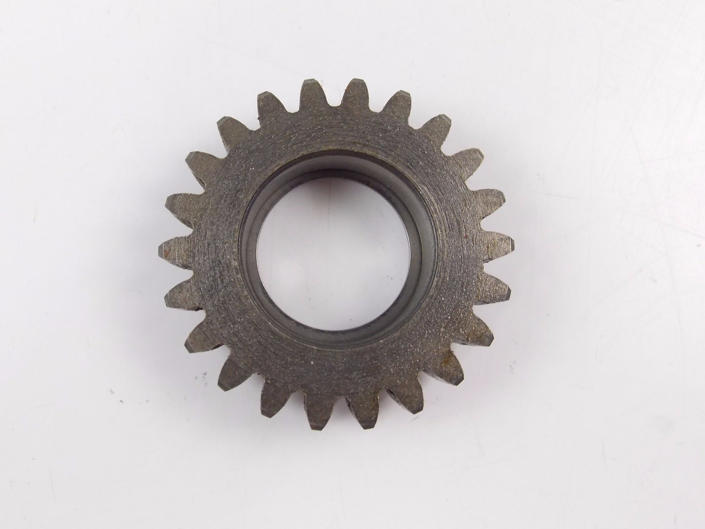 NOS OEM KTM 250/400 1979 6th COUNTER SHAFT GEAR 21 T. 54033013200 - MotoRaider