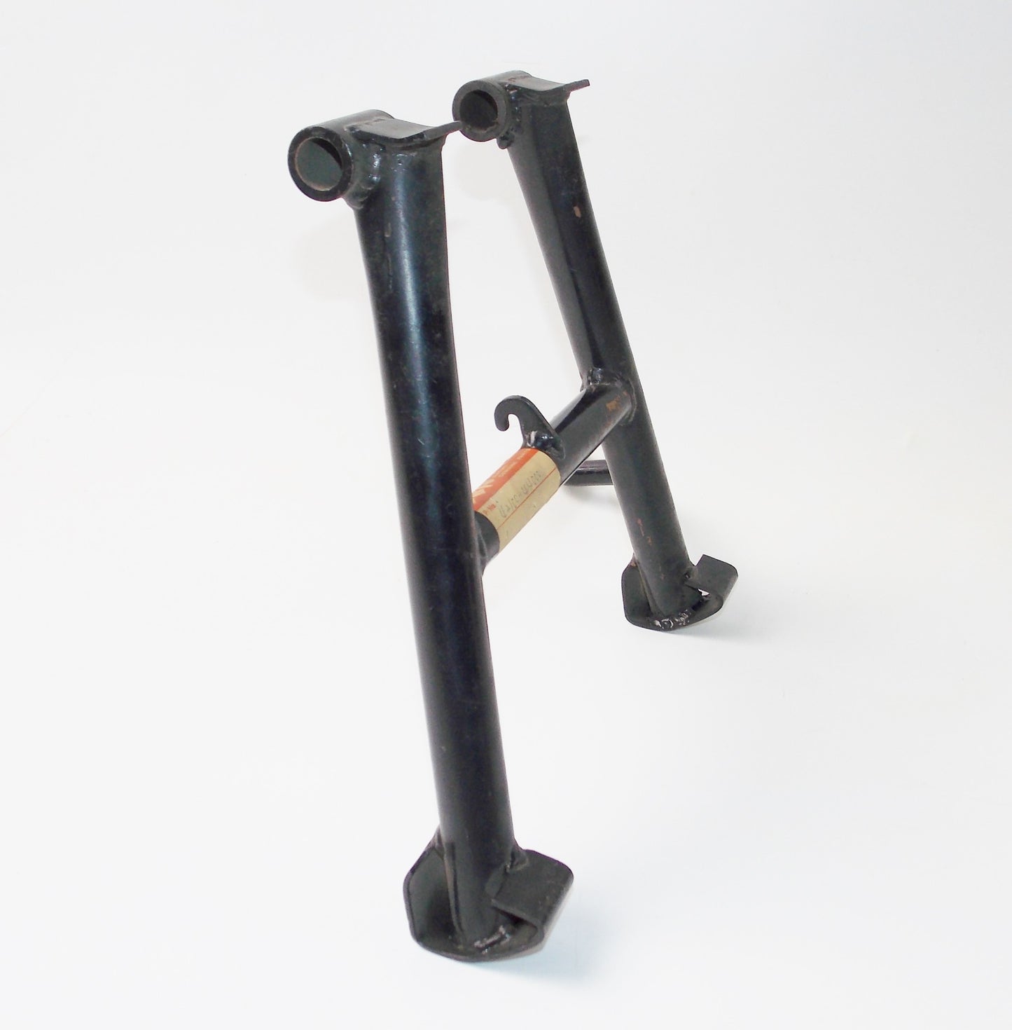 NOS OEM 1977-1978 SUZUKI GS400X FRAME CHASSIS MAIN CENTER STAND 42100-44000 - MotoRaider