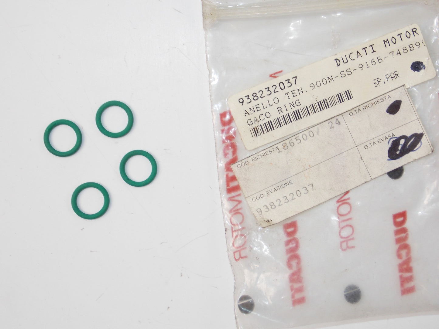 OEM DUCATI 1995-97 500 600 SL PANTAH-600SS/748 1999-00 9.25x1.78 RING 938232037 - MotoRaider