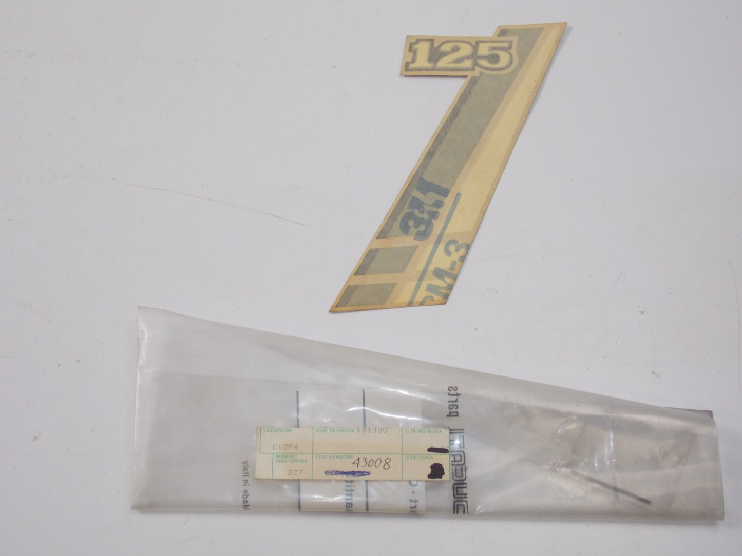 NOS OEM CAGIVA ALETTA ROSSA 125 RED RIGHT GUARD STICKER "125" 800043008 - MotoRaider