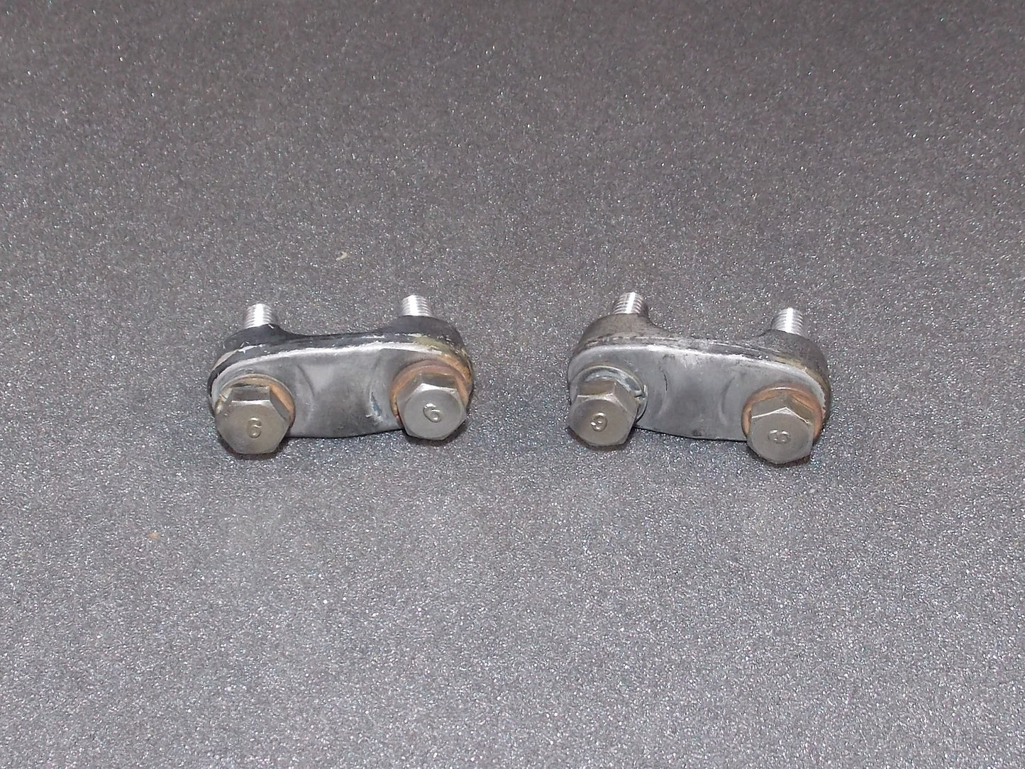 OEM YAMAHA 1976 YZ 400 YZ400 HANDLEBAR UPPER CLAMPS RISERS MOUNTS - MotoRaider