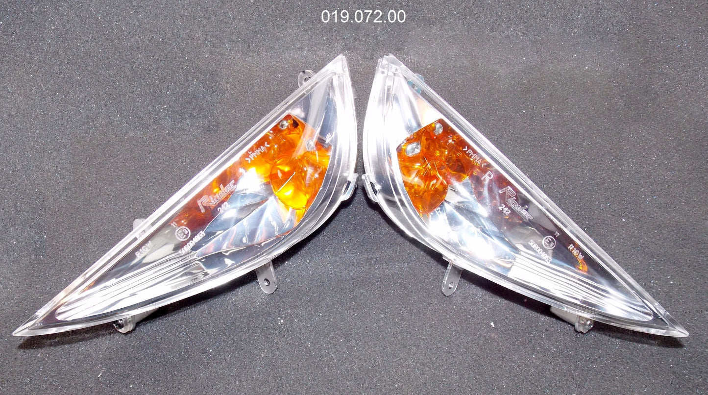 OEM MALAGUTI CIAK 150/ 150 4T / MASTER 200 4T LH RH FRONT INDICATOR 019.072.00 - MotoRaider