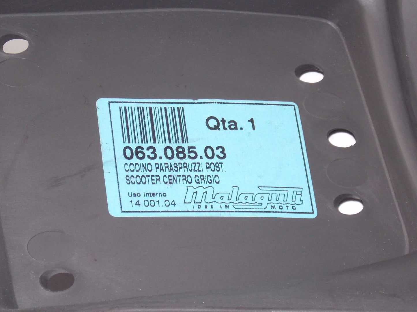 NOS OEM MALAGUTI CENTRO SL / 99 TIPO 49 KAT REAR FENDER LICENSE PLACE 063.085.03 - MotoRaider