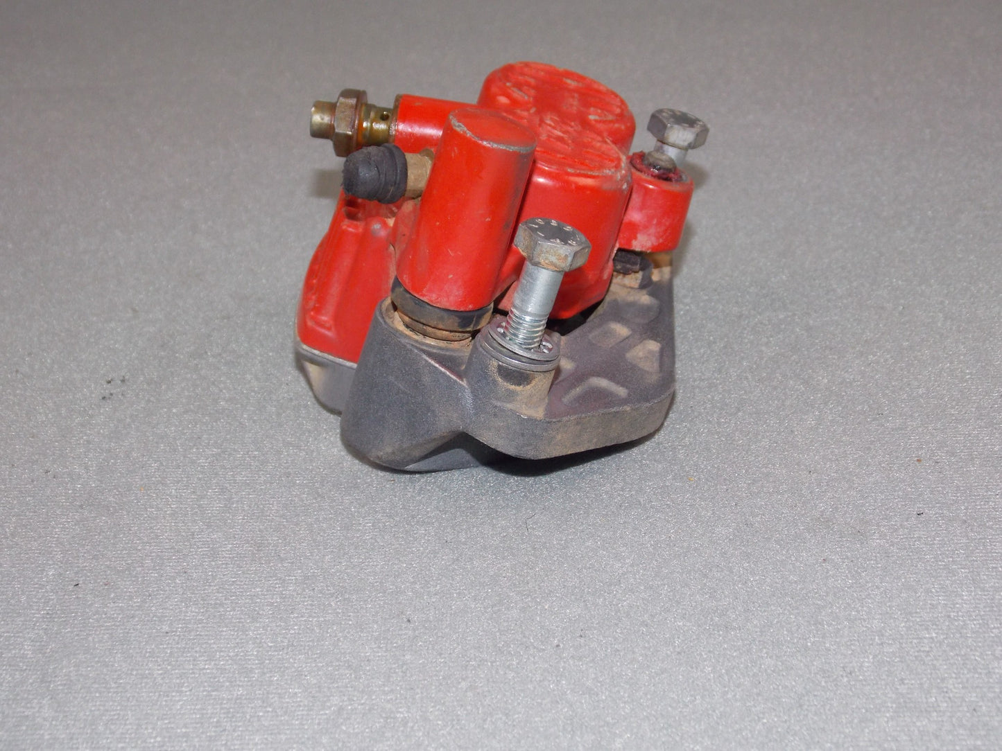 OEM 1992 KTM MXC 250 FRONT WHEEL BRAKE CALIPER PENTON - MotoRaider