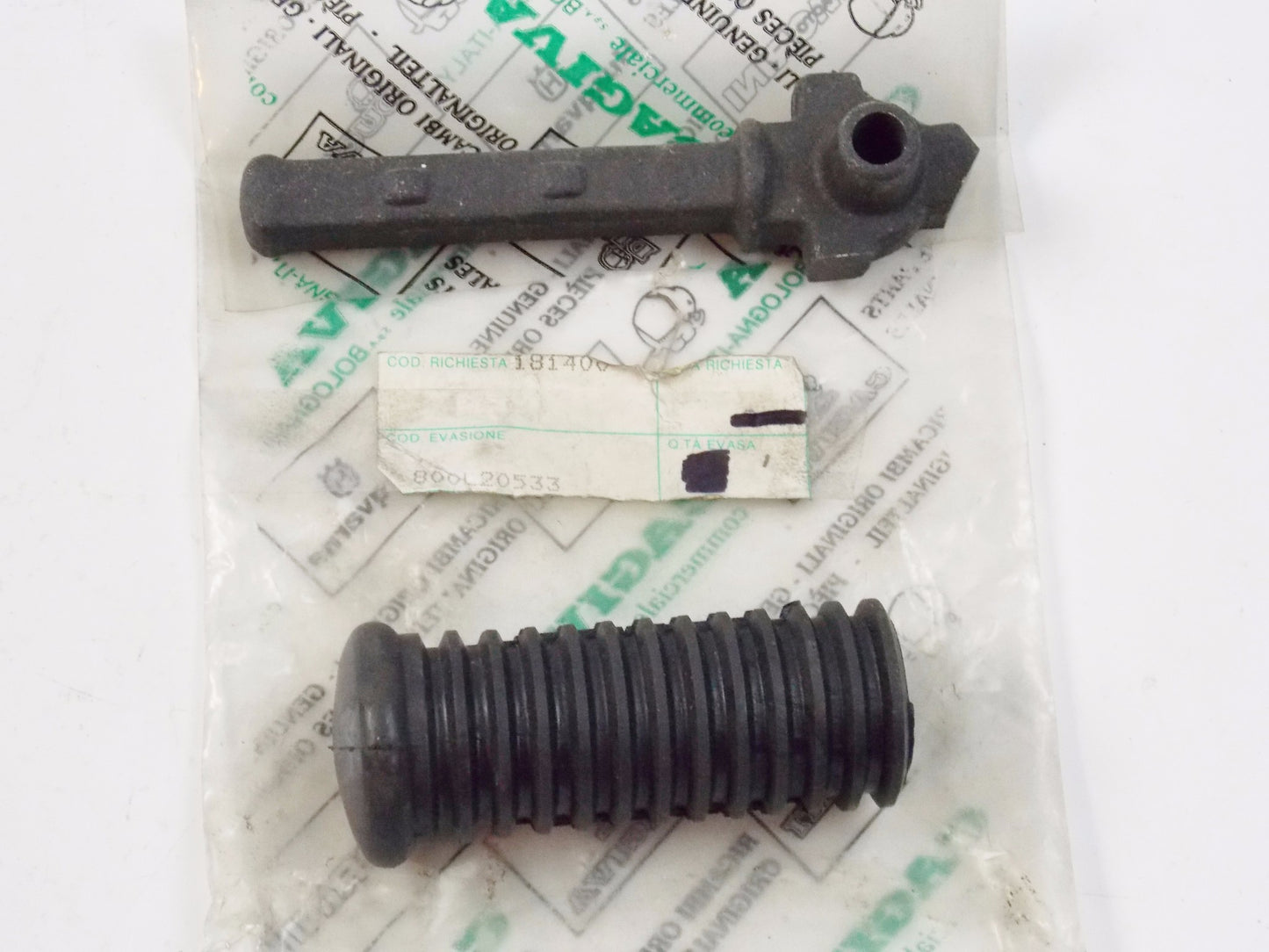 NOS OEM CAGIVA SXT 125 SX SST 250 RIGHT FOOT REST PEG STAND 800L20533 - MotoRaider