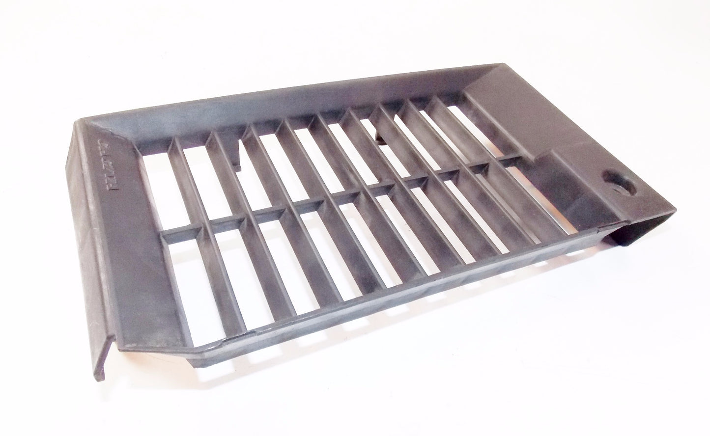 OEM CAGIVA ALETTA ROSSA ELEFANT 2 125cc SHORT STYLE RADIATOR COVER 40474 | 39353 - MotoRaider