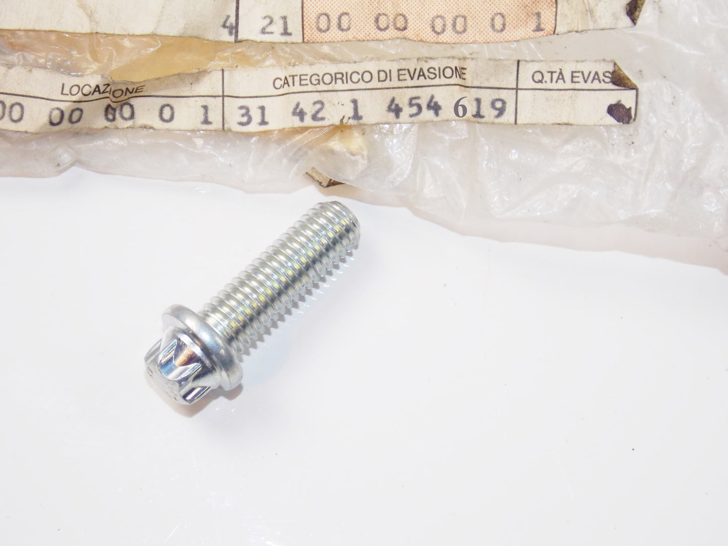 OEM BMW 85-16 C F G K R 100 1150 1200 OVAL HEAD SCREW 8x25-10.9 ZNS3 31421454619 - MotoRaider