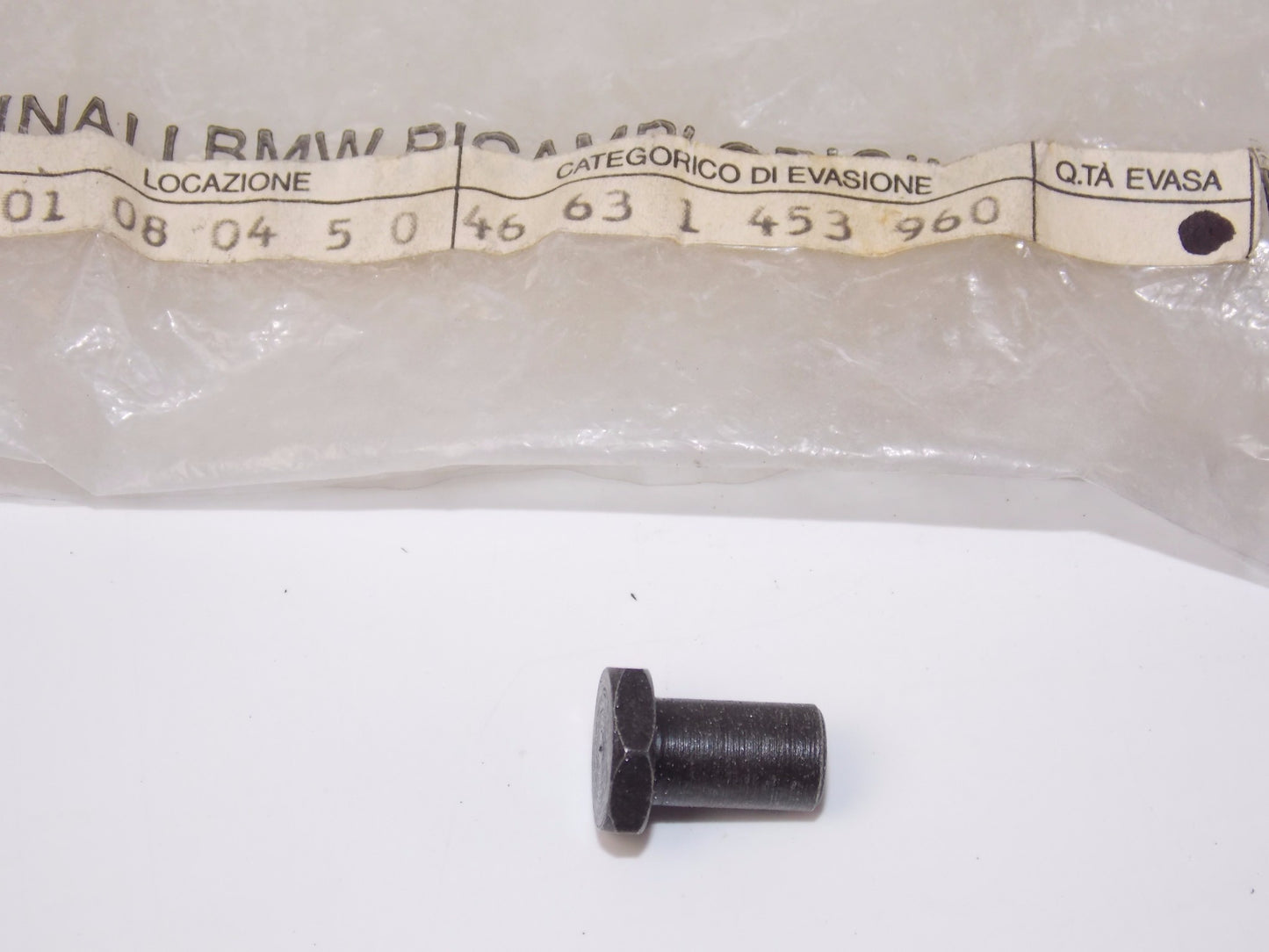 NOS OEM BMW 84-97 K1/100/LT/RT K75 K1100 WINDSHIELD MOUNTING CAP NUT 46631453960 - MotoRaider