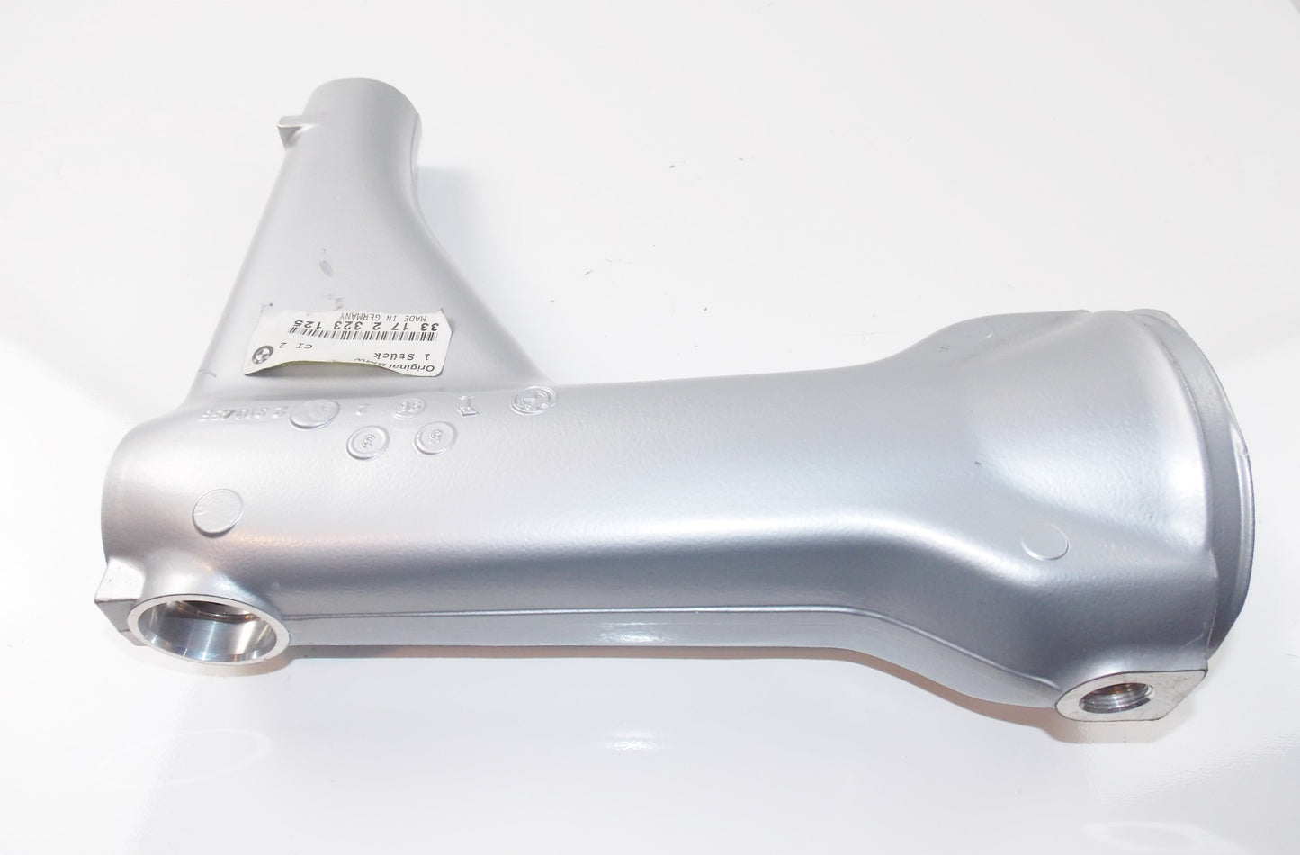 NOS OEM BMW 89-97 K100RS/1100LT/RS REAR WHEEL FORK SWING ARM SILVER 33172323125 - MotoRaider