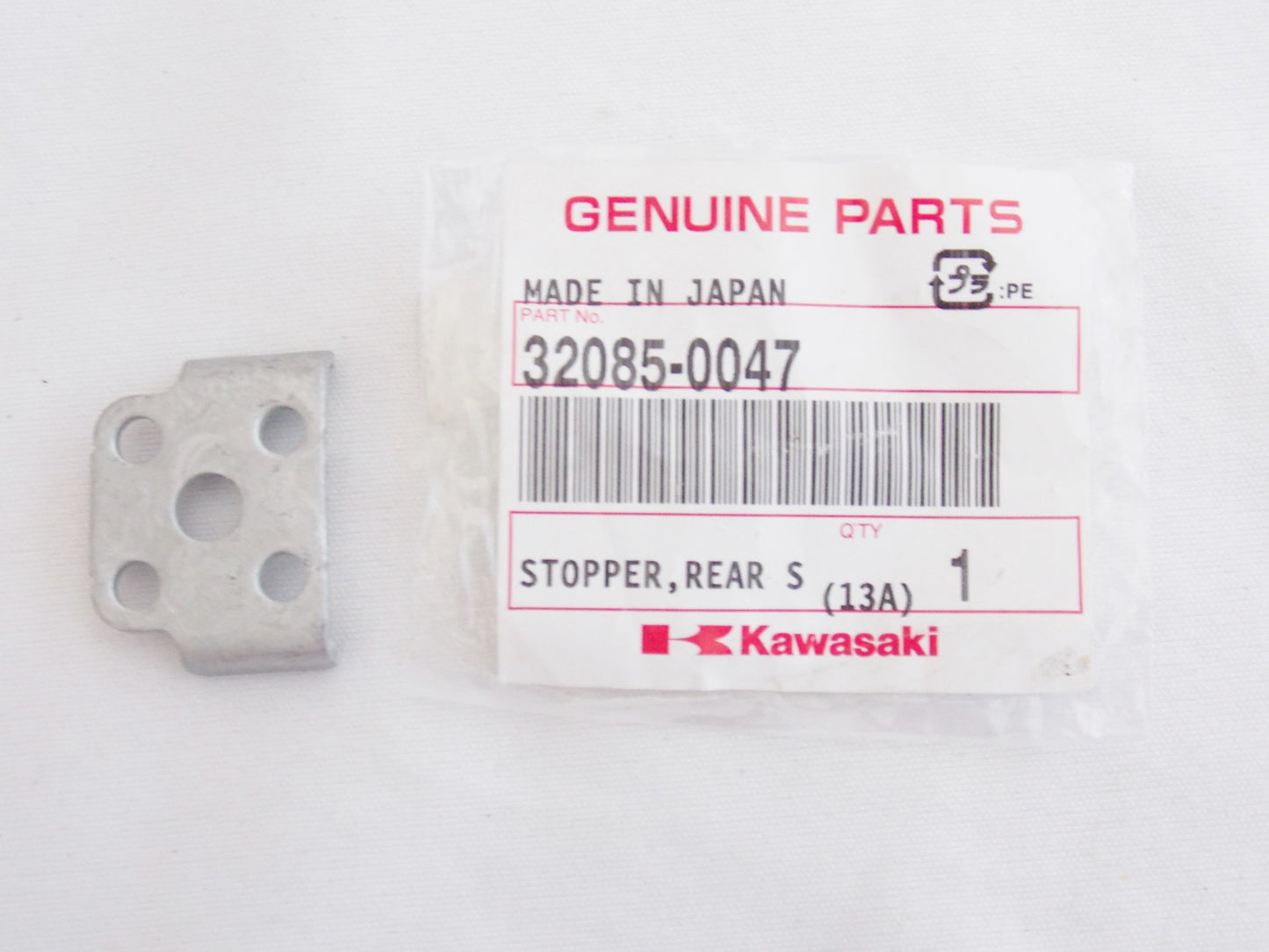 NOS OEM KAWASAKI 2003-2017 KLE50 KLZ1000 ZG1499 REAR PEG STOPPER 32085-0047 - MotoRaider