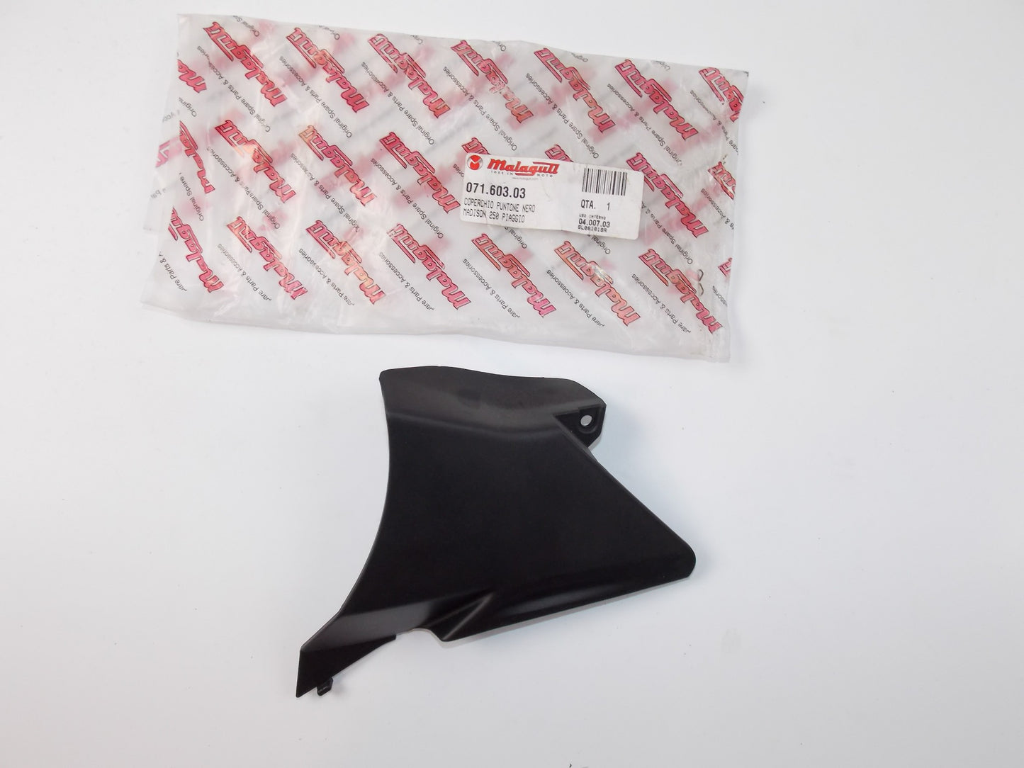 NOS OEM MALAGUTI MADISON RS 250 RESTYLING Euro 2 071.603.03 - MotoRaider
